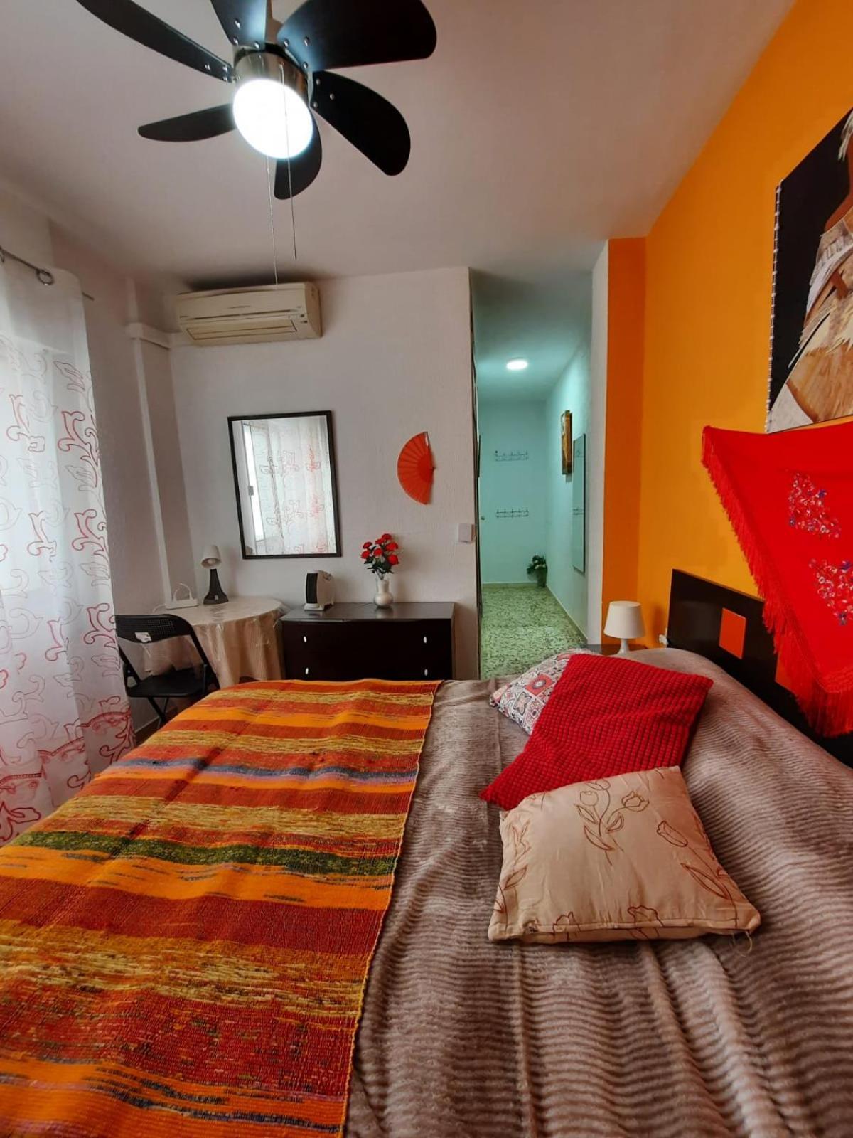 Habitaciones En Mi Piso Del Centro De Huelva Zewnętrze zdjęcie